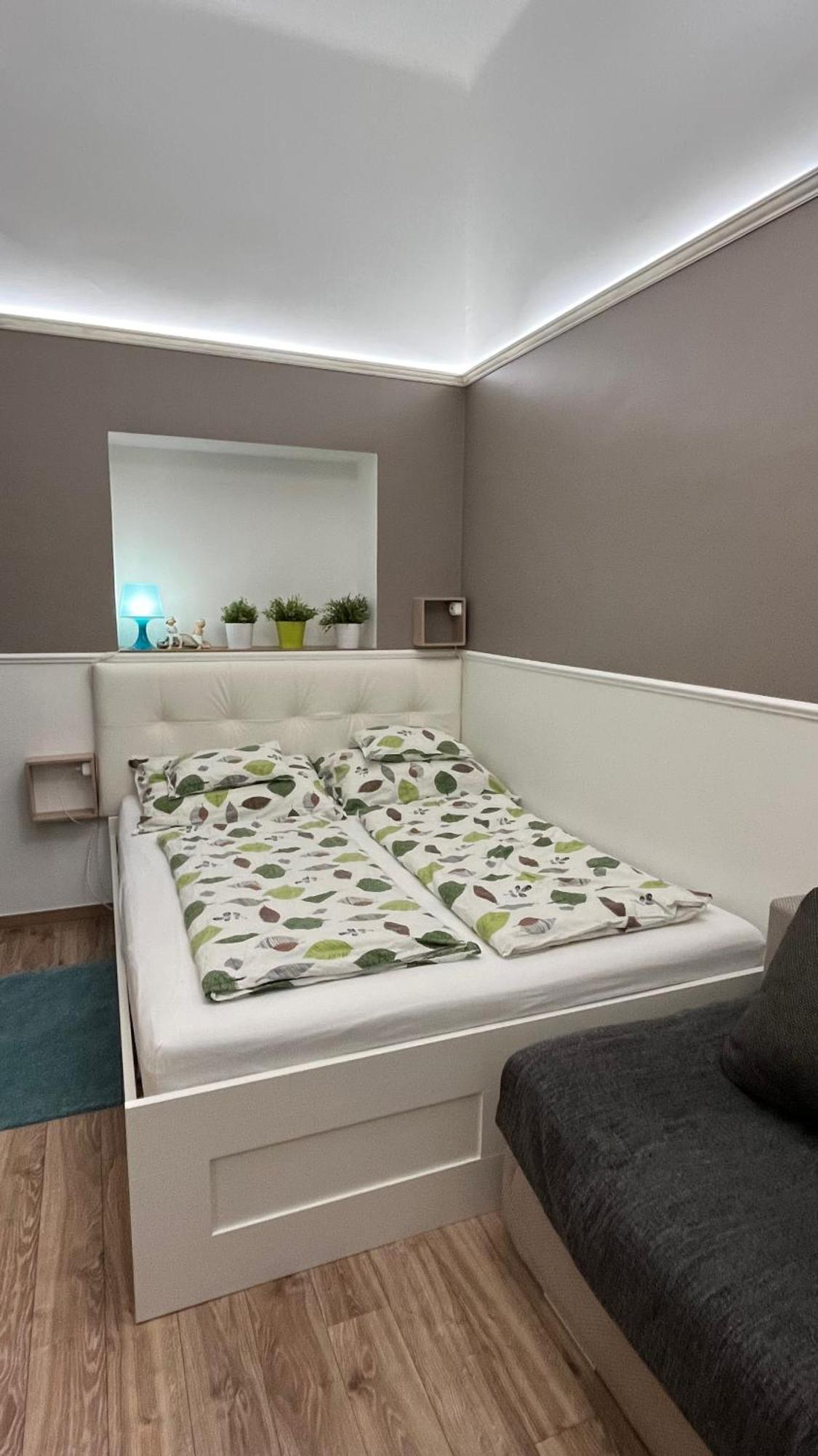 Mirage Vaci Street Apartment *